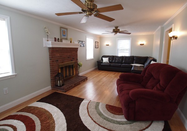 125 River Road Pepperell, MA 01463 - Photo 2 of 20 Gallery Image 2