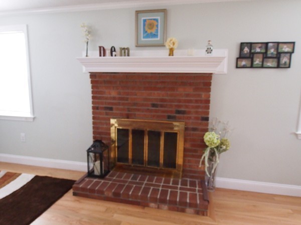 125 River Road Pepperell, MA 01463 - Photo 3 of 20 Gallery Image 3