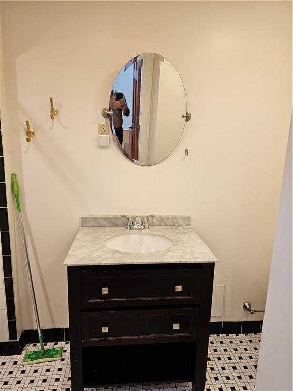 312 Forbes Avenue, Unit 2 Pittsburgh, PA 15222 - Photo 11 of 15 a view of kitchen with a sink and a mirror