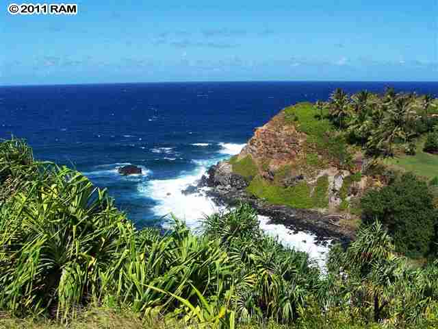 0 Hoolawa Road, Unit 3 Haiku, HI 96708 - Photo 2 of 13 a view of a lake