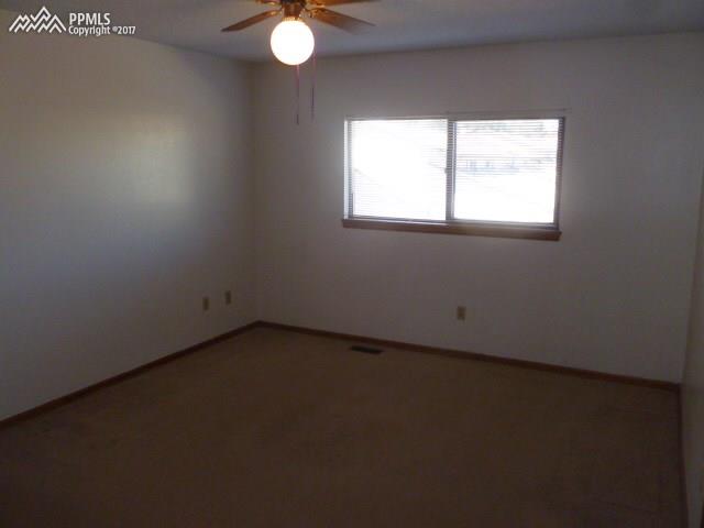 4693 Barnes Road Colorado Springs, CO 80917 - Photo 8 of 10