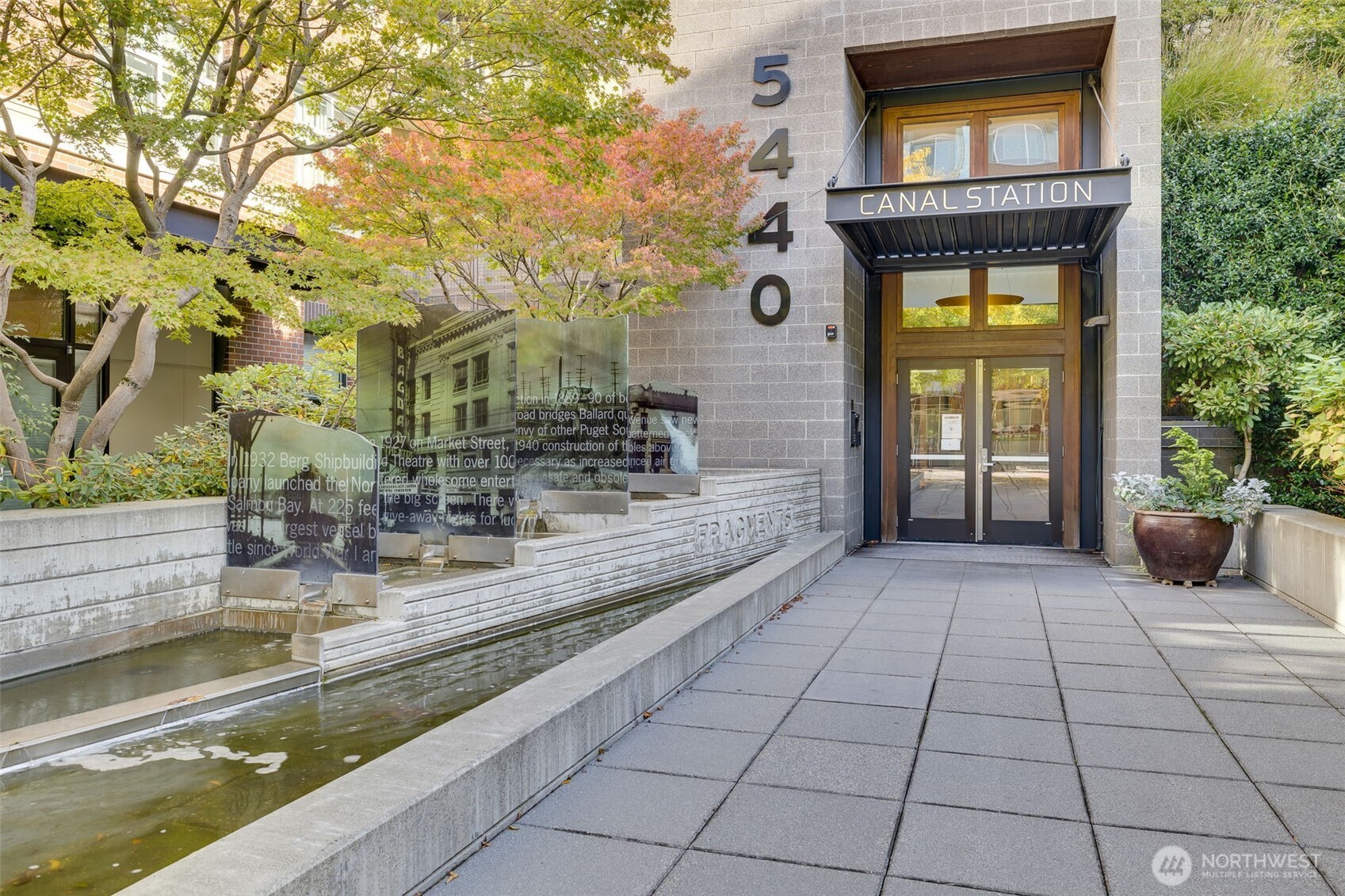 5440 Leary Avenue Northwest, Unit 617 Seattle, WA 98107 - Photo 2 of 28 a view of an entryway of the house