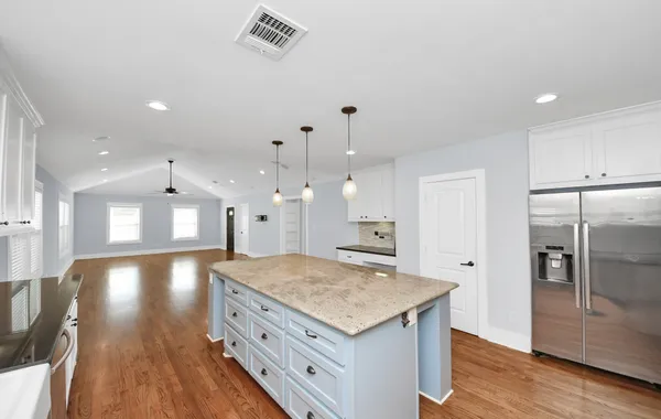 $3,700 | 509 Vincent Street, Houston, TX 77009