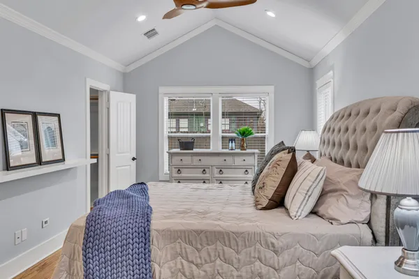 $3,700 | 509 Vincent Street, Houston, TX 77009