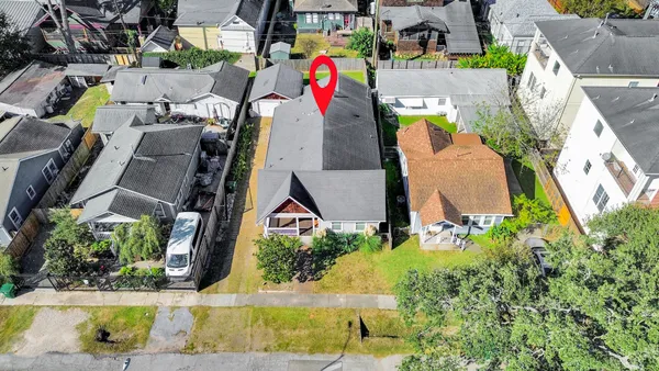 $3,700 | 509 Vincent Street, Houston, TX 77009