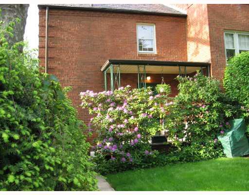414 Olympia Road, Unit 414 Pittsburgh, PA 15211 - Photo 1 of 8 Exterior Front.