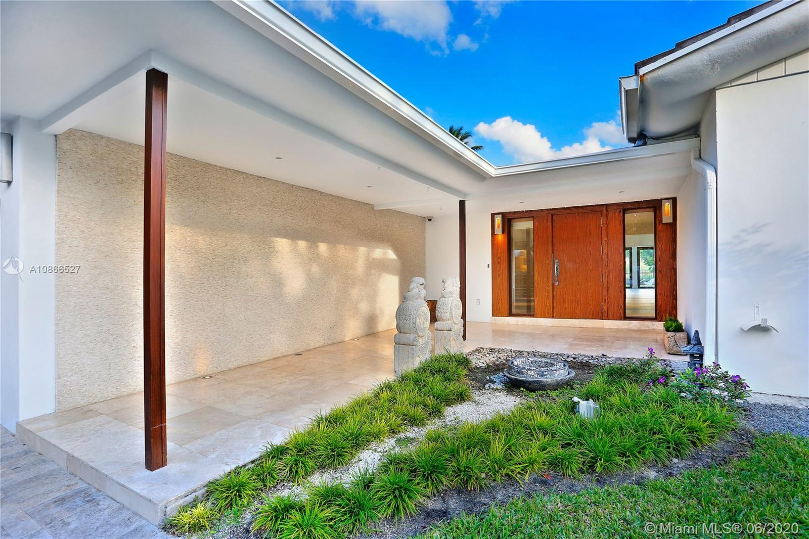 5911 Alton Road Miami Beach, FL 33140 - Photo 3 of 29