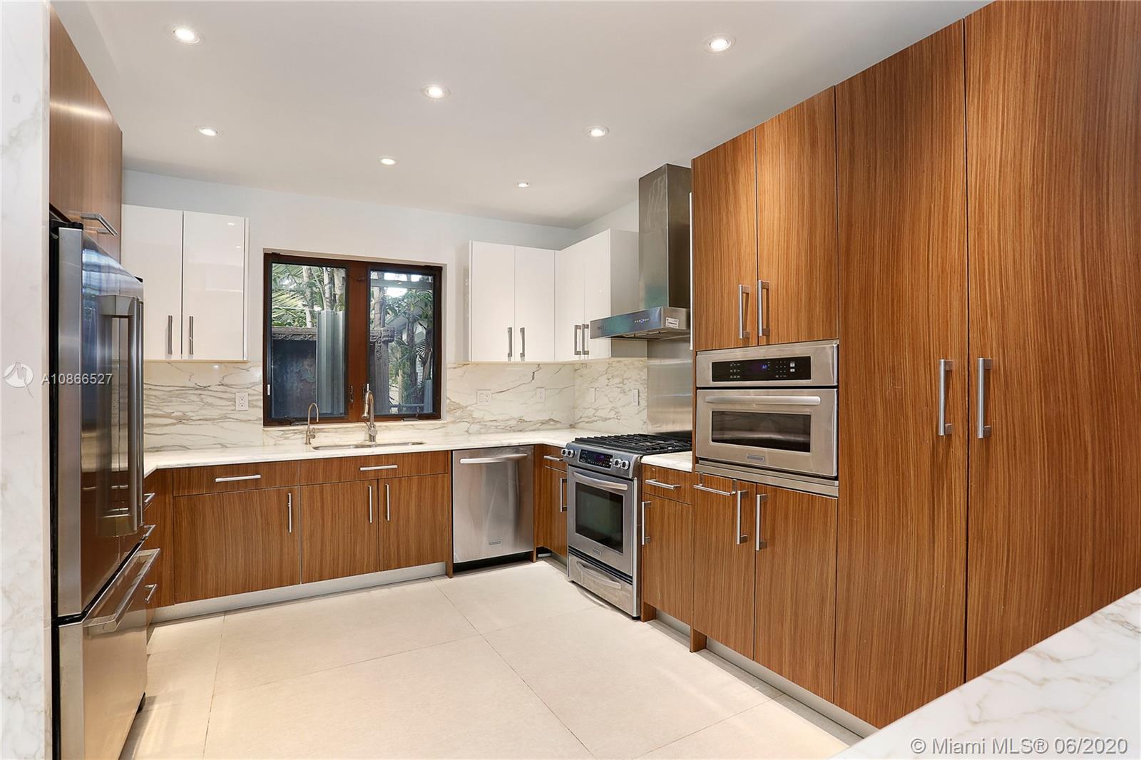 5911 Alton Road Miami Beach, FL 33140 - Photo 8 of 29