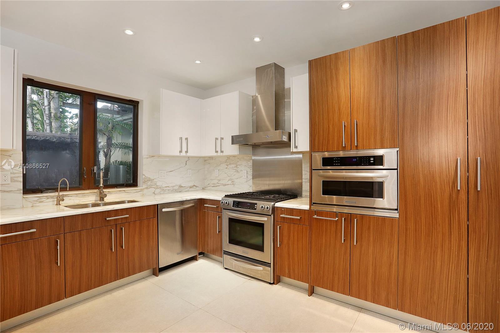 5911 Alton Road Miami Beach, FL 33140 - Photo 9 of 29