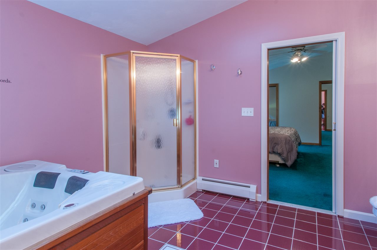 78 Bush Hill Road Hudson, NH 03051 - Photo 22 of 40