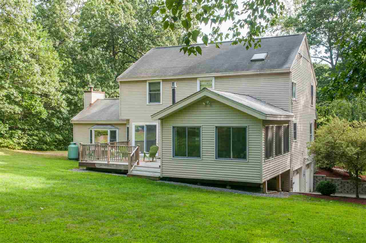 78 Bush Hill Road Hudson, NH 03051 - Photo 4 of 40