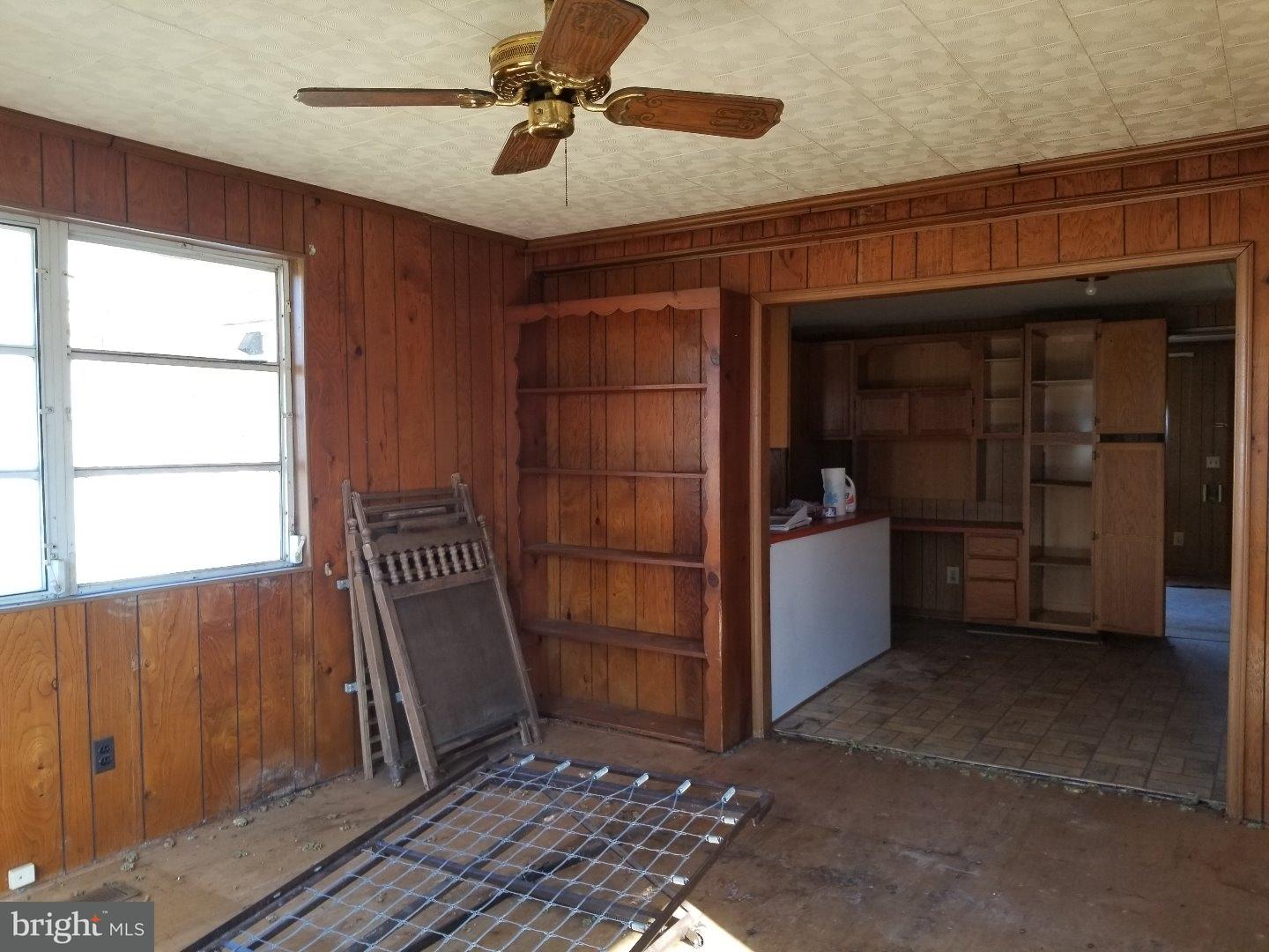 8100 Calhoun Road Milford, DE 19963 - Photo 3 of 23 Den