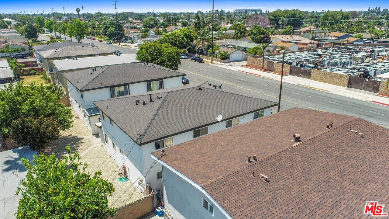 10024 Foster Road Bellflower, CA 90706 - Photo 22 of 29 an aerial view of a house