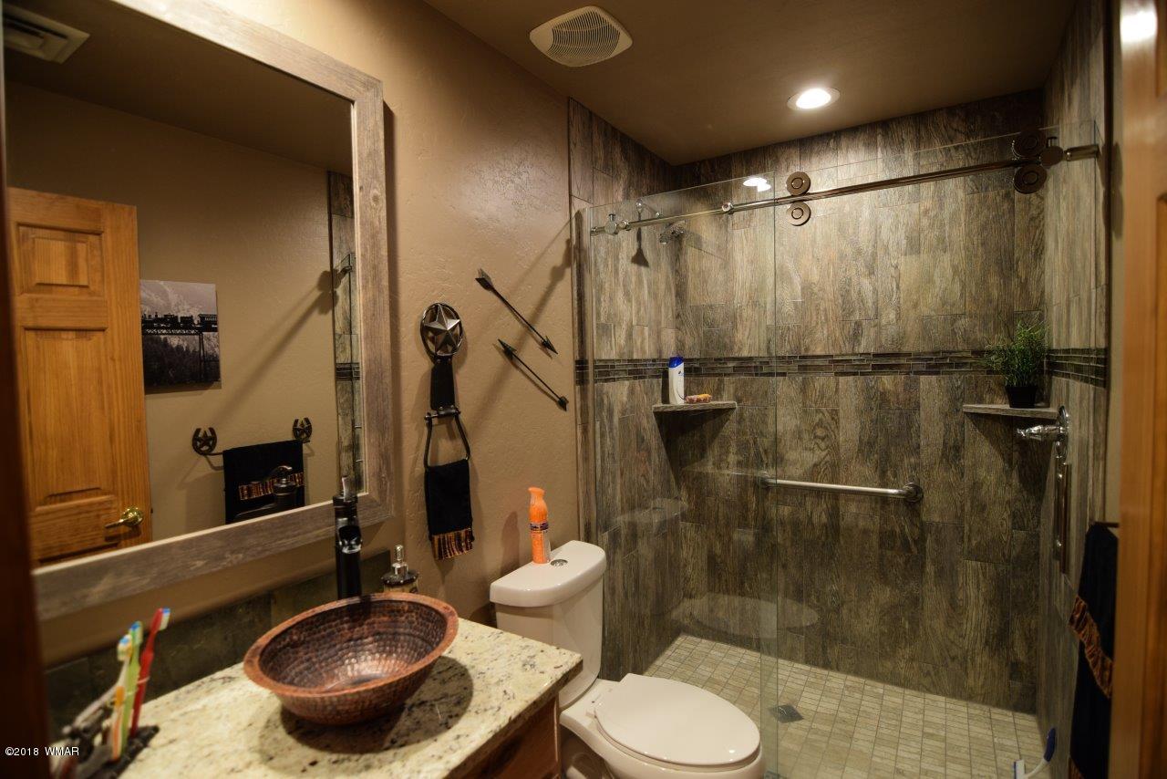 2326 Buffalo Loop Overgaard, AZ 85933 - Photo 13 of 25 Gallery Image 13
