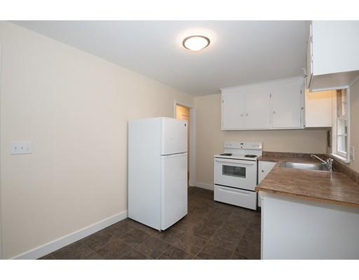 16 Dixfield Road Worcester, MA 01606 - Photo 12 of 39 Gallery Image 12