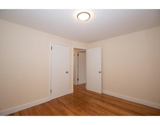 16 Dixfield Road Worcester, MA 01606 - Photo 21 of 39 Gallery Image 21