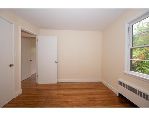 16 Dixfield Road Worcester, MA 01606 - Photo 22 of 39 Gallery Image 22