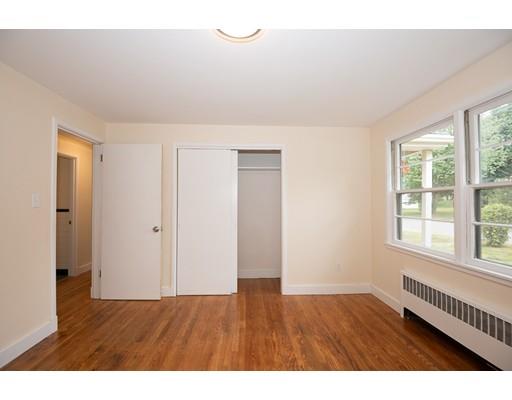 16 Dixfield Road Worcester, MA 01606 - Photo 24 of 39 Gallery Image 24