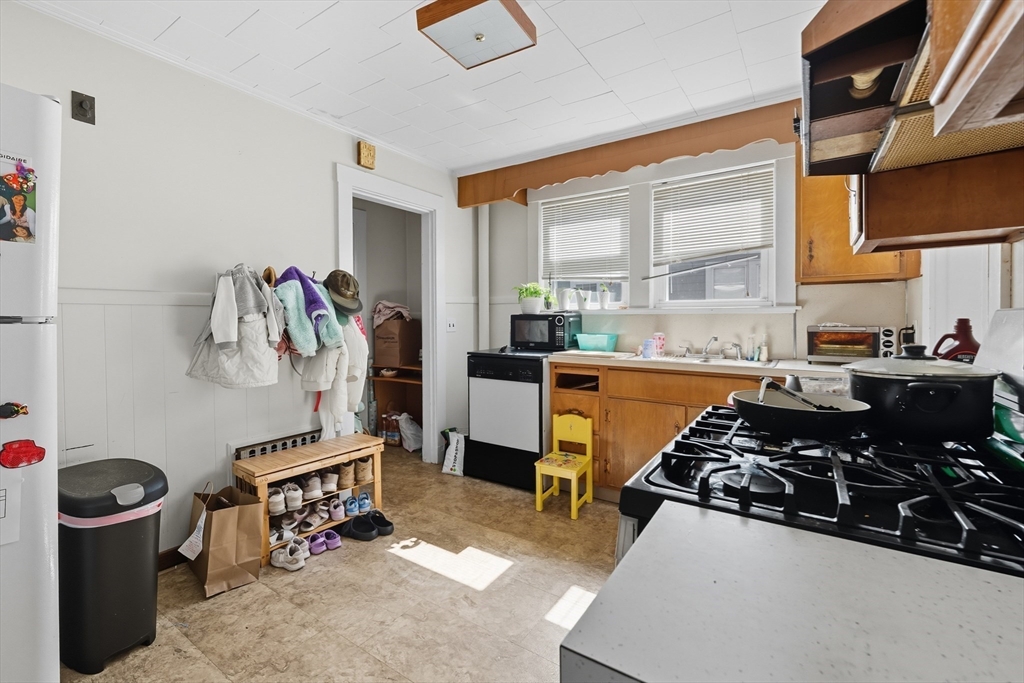 31 Pondview Road Arlington, MA 02474 - Photo 27 of 40 Gallery Image 27