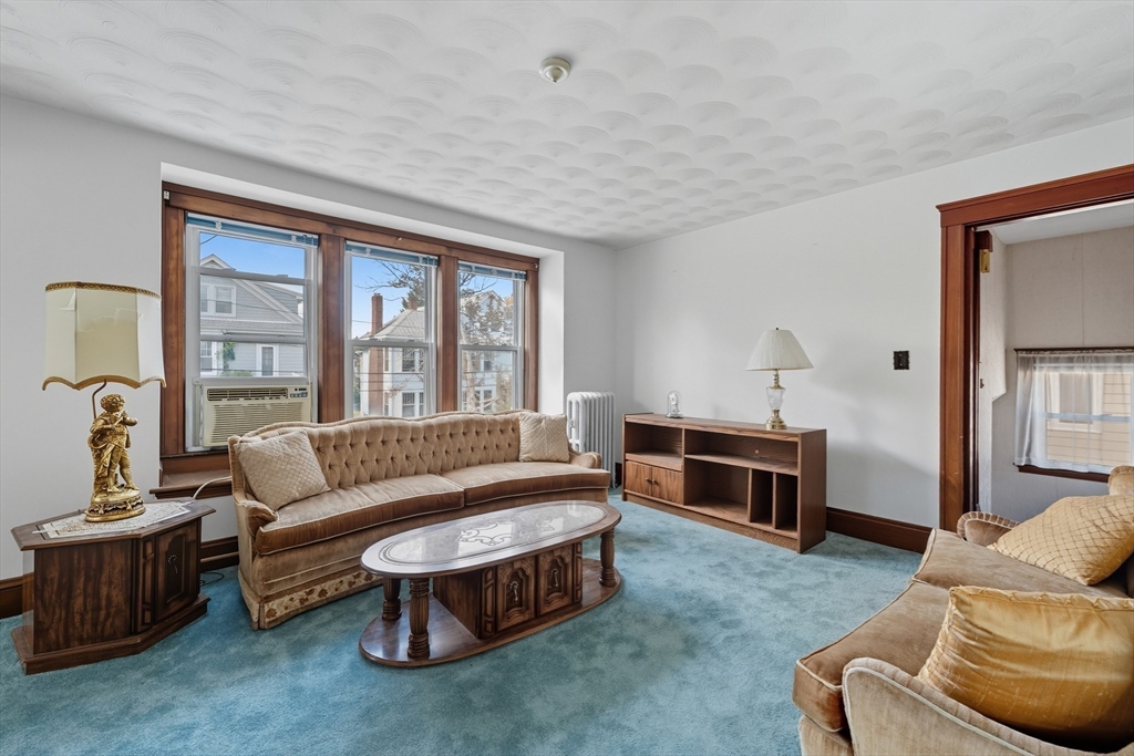 31 Pondview Road Arlington, MA 02474 - Photo 6 of 40 Gallery Image 6