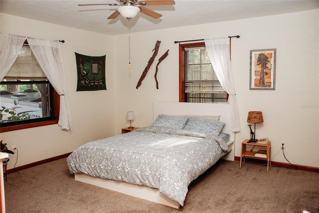 2002 Southwest 43rd Avenue Gainesville, FL 32608 - Photo 13 of 27