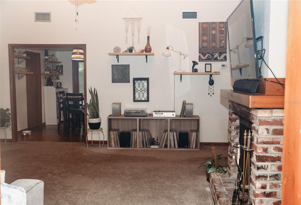 2002 Southwest 43rd Avenue Gainesville, FL 32608 - Photo 14 of 27