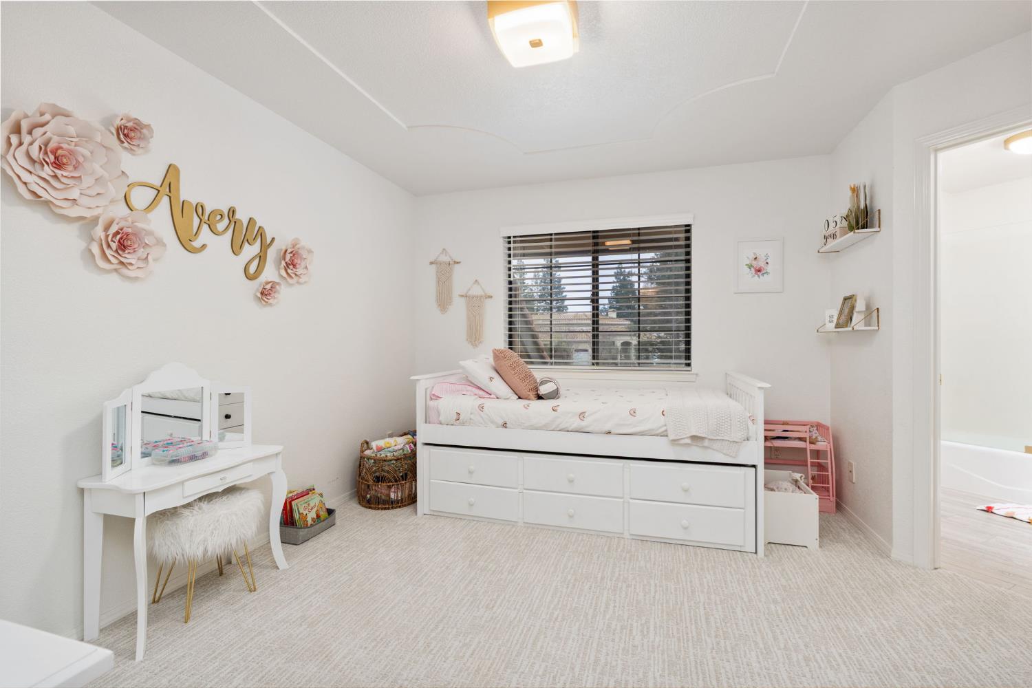 9981 North Madison Ridge Road Fresno, CA 93720 - Photo 12 of 56