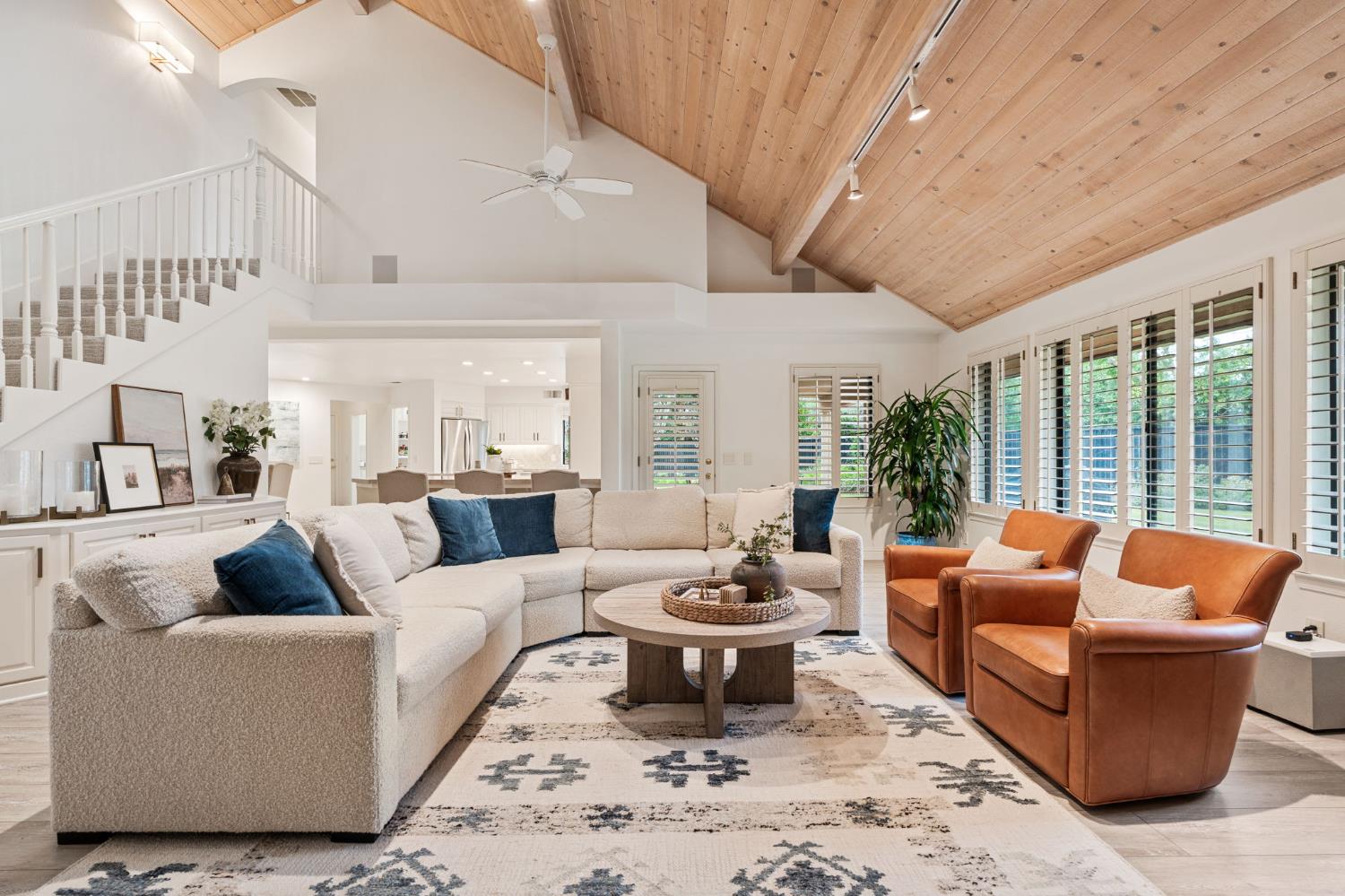 9981 North Madison Ridge Road Fresno, CA 93720 - Photo 2 of 56