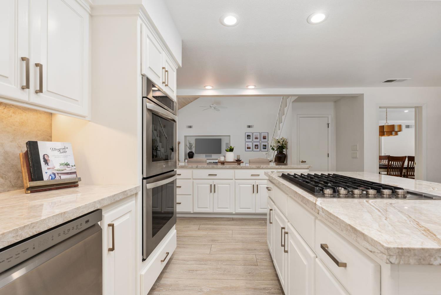 9981 North Madison Ridge Road Fresno, CA 93720 - Photo 8 of 56