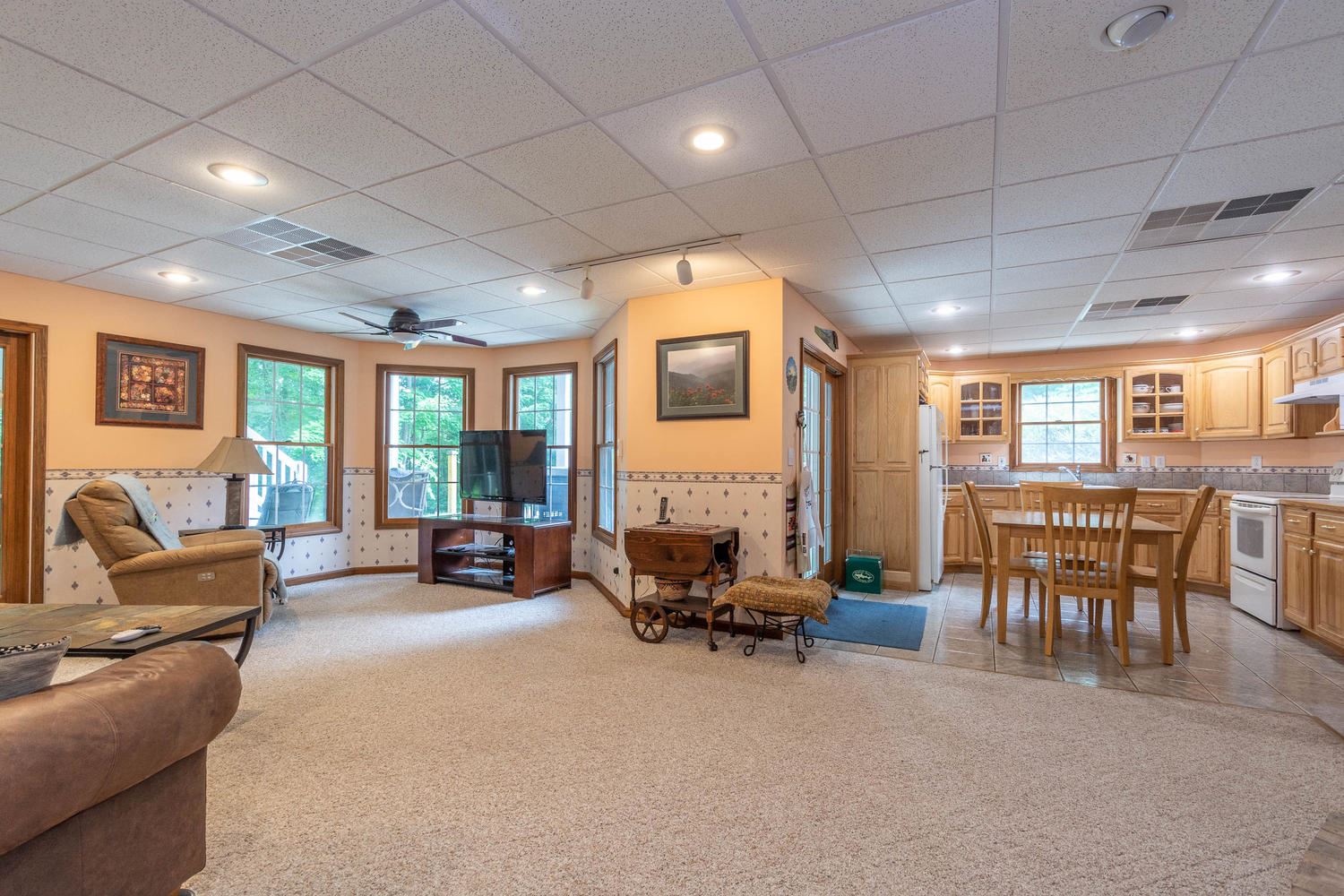 6565 East Lampkins Ridge Road Bloomington, IN 47401 - Photo 26 of 36 Gallery Image 26