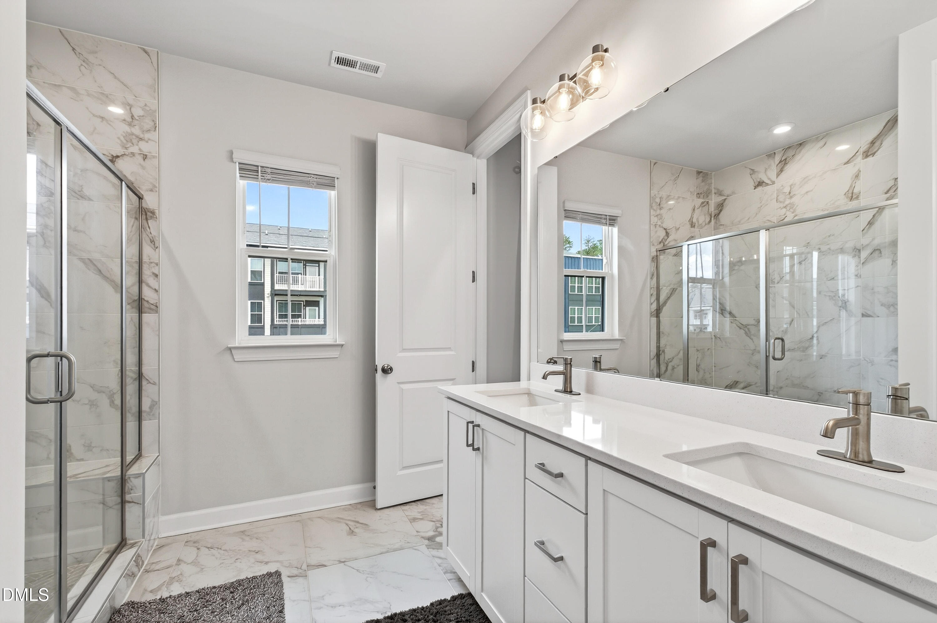 4713 Cypress Tree Lane Raleigh, NC 27612 - Photo 16 of 38 Primary Bath