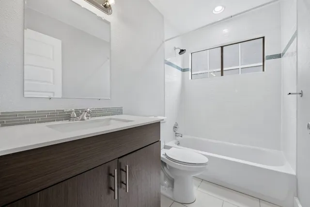 $2,075 | 3910 Hillside Drive, Round Rock, TX 78681