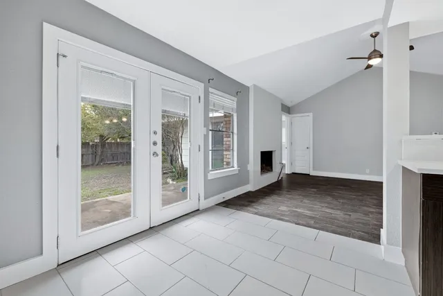 $2,075 | 3910 Hillside Drive, Round Rock, TX 78681