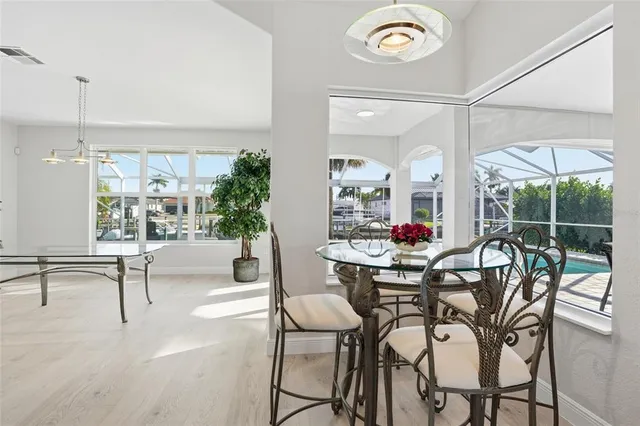 $899,000 | 5267 Stratford Court, Cape Coral, FL 33904