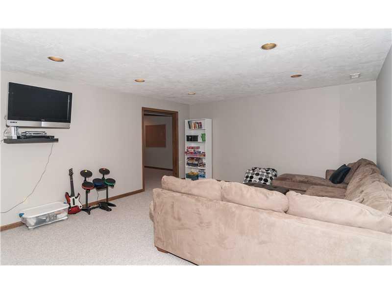 11024 Spring Mill Lane Carmel, IN 46032 - Photo 14 of 18