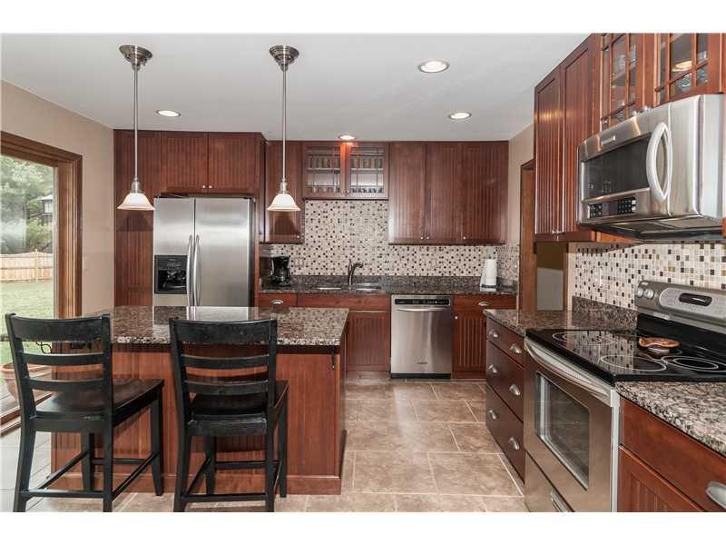 11024 Spring Mill Lane Carmel, IN 46032 - Photo 4 of 18