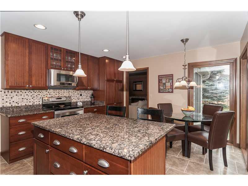 11024 Spring Mill Lane Carmel, IN 46032 - Photo 5 of 18