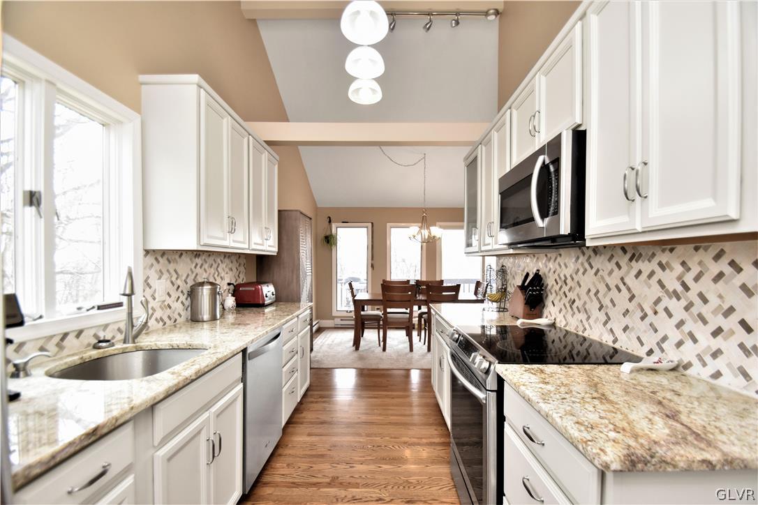 2657 Lower Saucon Road Hellertown, PA 18055 - Photo 7 of 39 Gallery Image 7