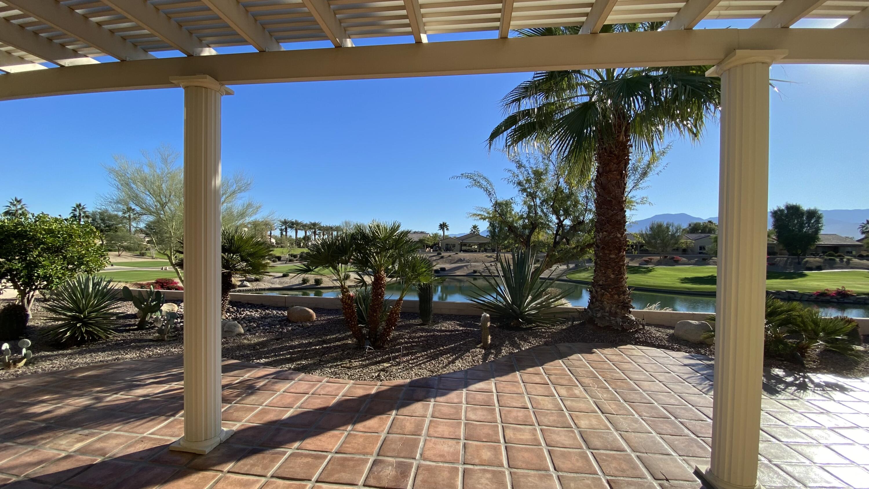 81451 Corte Pipilla Indio, CA 92203 - Photo 4 of 38 IMG_2206