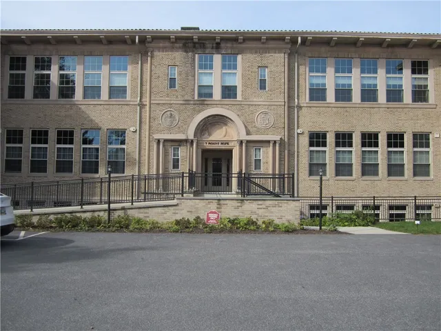 $469,900 | 7 Mt Hope Avenue, Unit 310, Providence, RI 02906