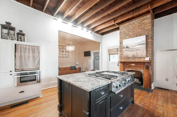 $949,900 | 424 Barnwell Avenue Northwest, Aiken, SC 29801