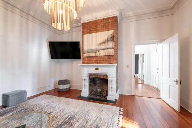 $949,900 | 424 Barnwell Avenue Northwest, Aiken, SC 29801