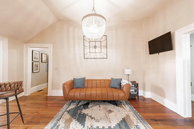 $949,900 | 424 Barnwell Avenue Northwest, Aiken, SC 29801