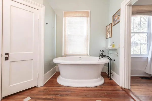 $949,900 | 424 Barnwell Avenue Northwest, Aiken, SC 29801