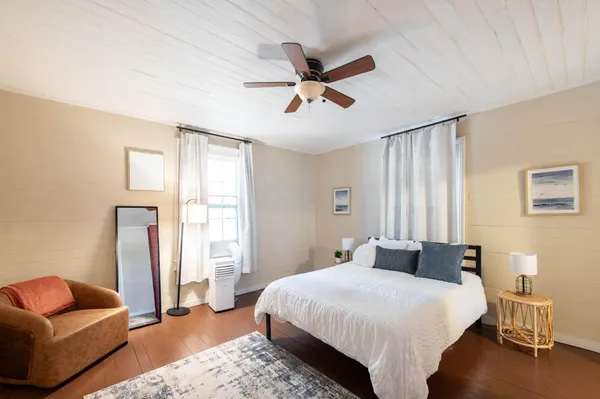 $949,900 | 424 Barnwell Avenue Northwest, Aiken, SC 29801