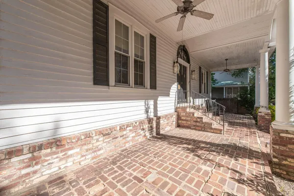 $949,900 | 424 Barnwell Avenue Northwest, Aiken, SC 29801