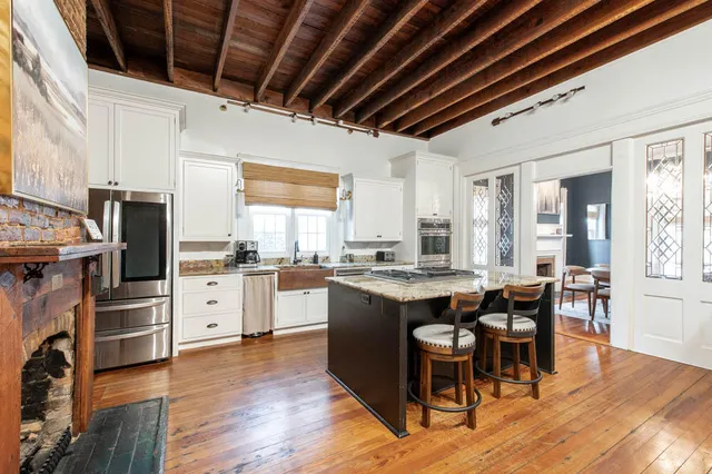 $949,900 | 424 Barnwell Avenue Northwest, Aiken, SC 29801