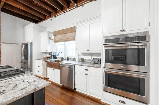 $949,900 | 424 Barnwell Avenue Northwest, Aiken, SC 29801