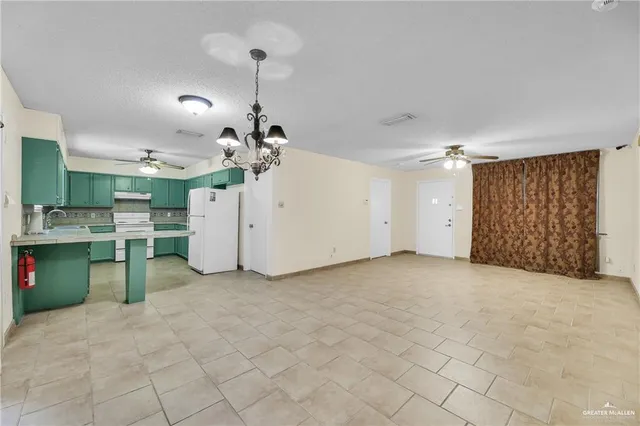 $1,400 | 1001 North 15th Street, McAllen, TX 78501