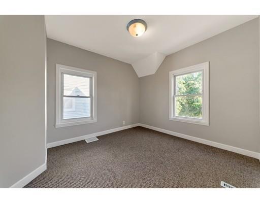45 Ladd Street Springfield, MA 01109 - Photo 17 of 23